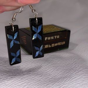 Real Colombian earrings with box